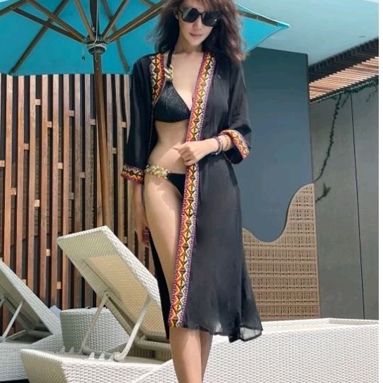 Outer Baju Wanita /Chiffon Outer Wanita /Bikini Outer Wanita /Import / pantai Baju Wanita  V0021