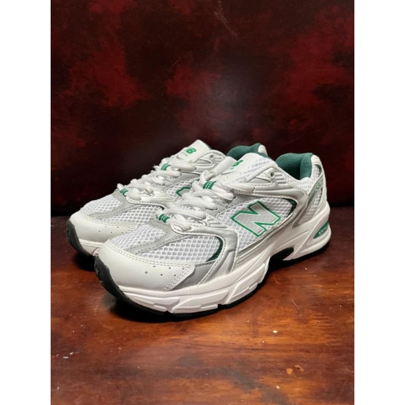 Sepatu NB 530