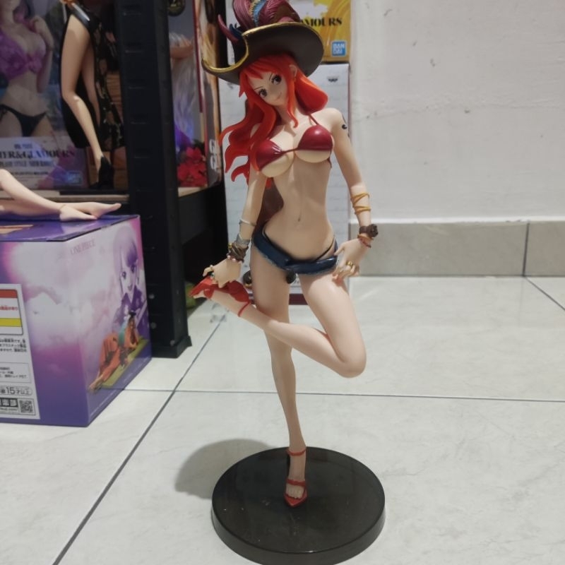 Nami Flag Diamond Ship One Piece Original Figure