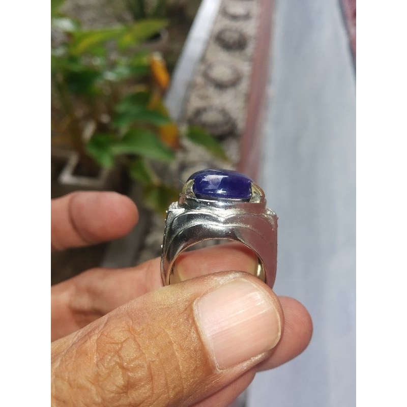 natural star blue sapphire