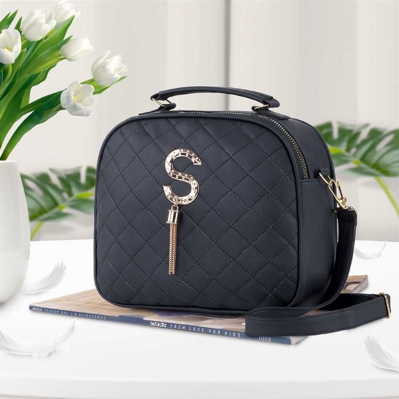 Tas Wanita Selempang/Sling Bag Hitam