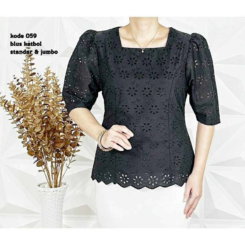 blus katun bolong hitam standar