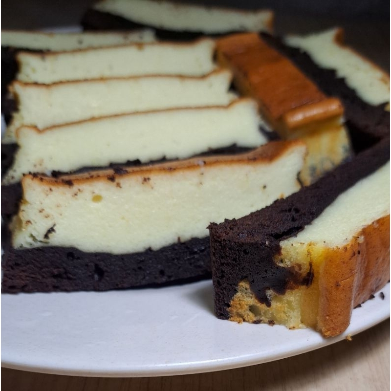 

[INSTANT/SAMEDAY] Burnt Cheese Cake Brownies