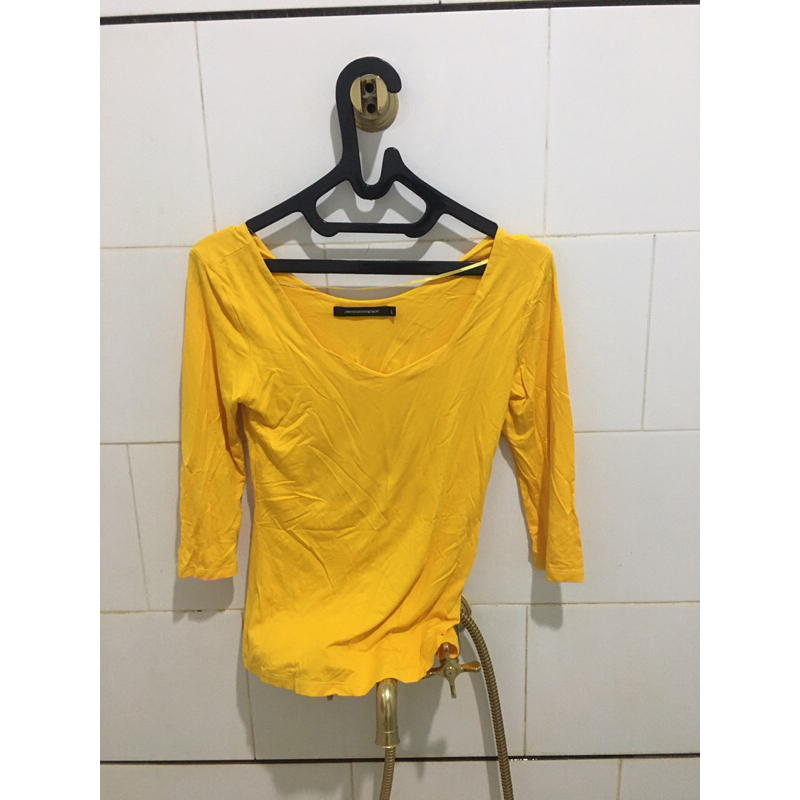 Preloved mississippi top