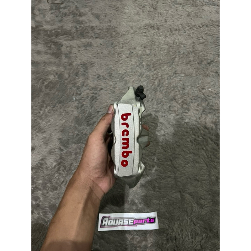 Kaliper Caliper Brembo m4 Original (kiri)