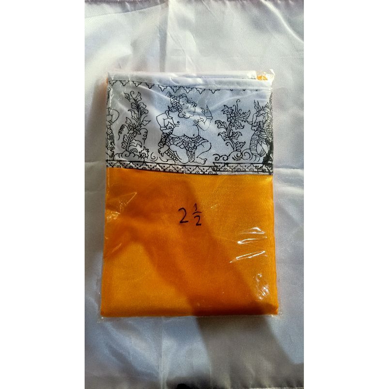 saput Pelinggih/wastra sanggah
