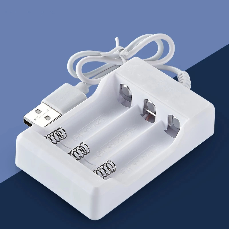 Charger Baterai 3 Slot AA / AAA Rechargeable Battery USB port