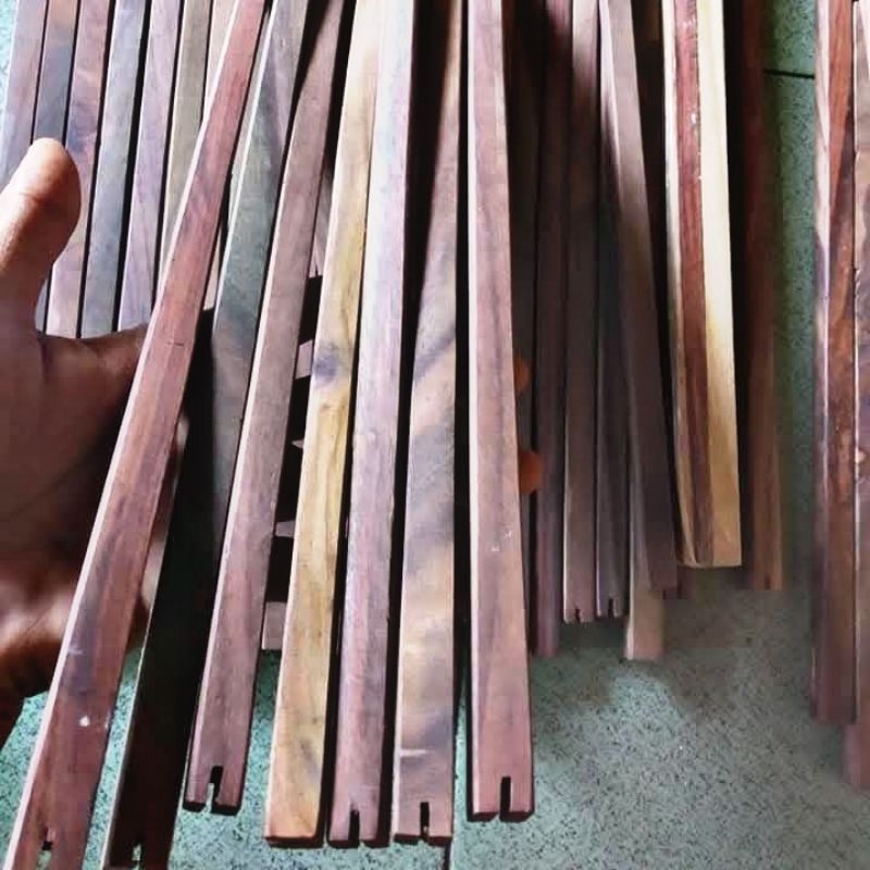 Tangkringan lovebird sonokeling kotak 1 pcs