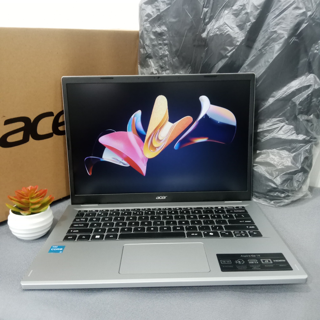 LAPTOP BARU ACER ASPIRE GO 14 AG14-31P INTEL CORE I3-N305 RAM 8GB SSD 512GB LAYAR 14"INCH-FHD KEYBOA
