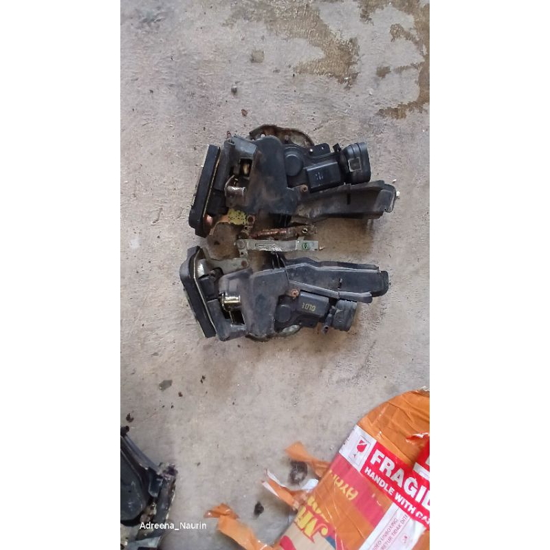 Doorlock Camry GLX SXV20 grande