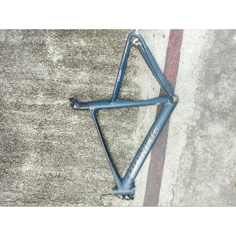 Frame+seatpost Pacific Paradox