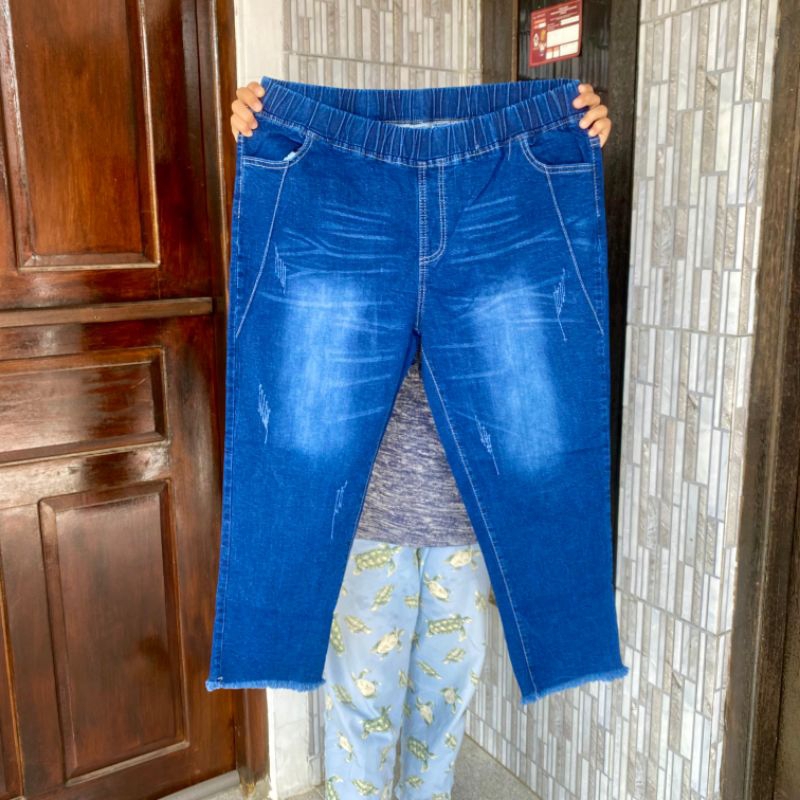 (38-42) NADIRA JEANS 7/9 SUPERJUMBO PINGGANG KARET BAHAN TEBAL HALUS LEMBUT CELANA WANITA JUMBO BB 1