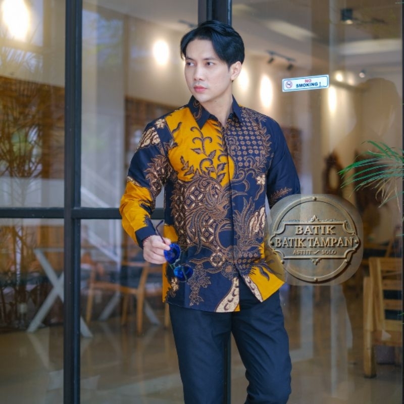 Kelowor Kuning Hitam Batik Pria Lengan Panjang