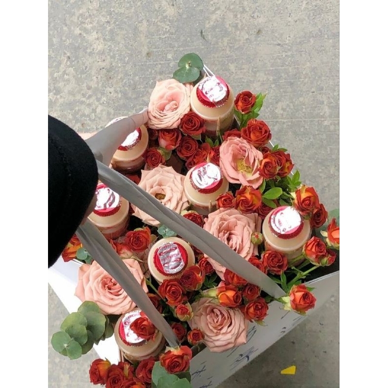 

the flowers and yakult bloombox bucket buket bunga segar fresh hampers seserahan siap pakai dan kirim kapan saja kemana saja order segera kekasih sahabats cuss orders buah segars