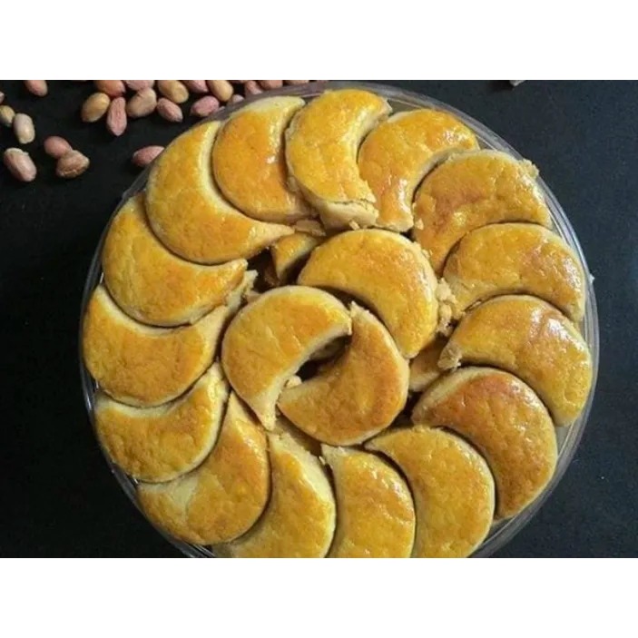 

kue kacang kue kacang toples kue kacang mak enak kue kacang mak enak asli jember roti kacang