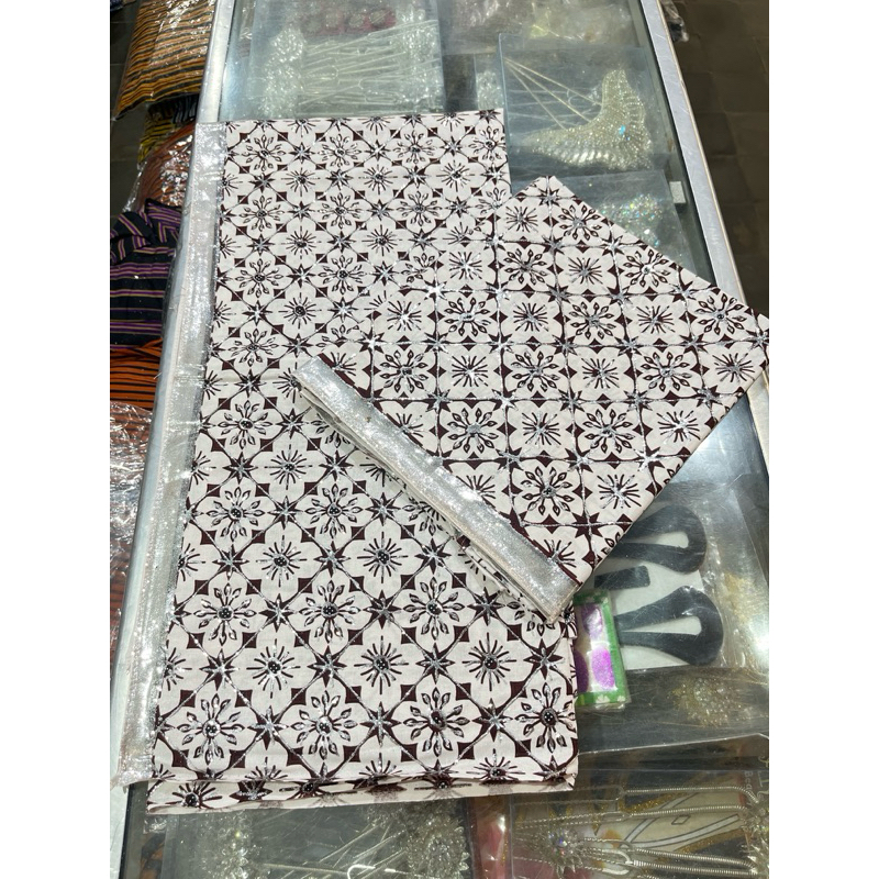 kain prada pengantin terbaru | kain prada manten | kain prada pengantin | jarik | jarik prada | jari