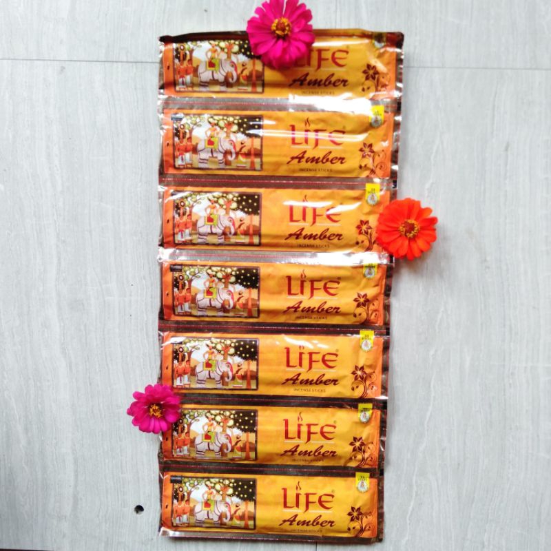 Dupa renteng life Amber isi 7 pouch