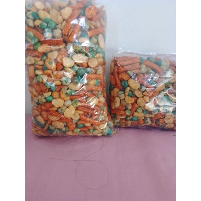 

kacang campur