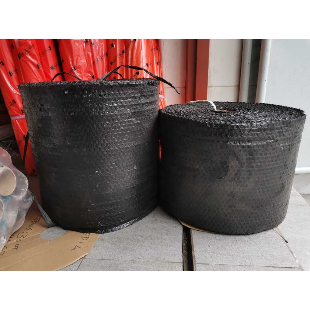 

Bubble Wrap Hitam Potongan 30cm / 40cm x 55/50 Meter 125cm 120cm Instan Sameday