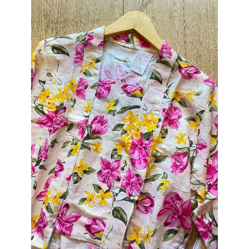 Kebaya Bunga Dessyra Floral Modern Pink Kuning Bridesmaid Adat Jawa Katun Kutubaru