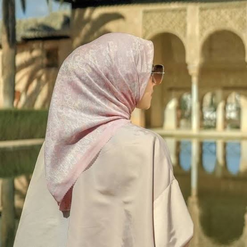 <NEW> BUTTONSCARVES - The Granada - Pink mist