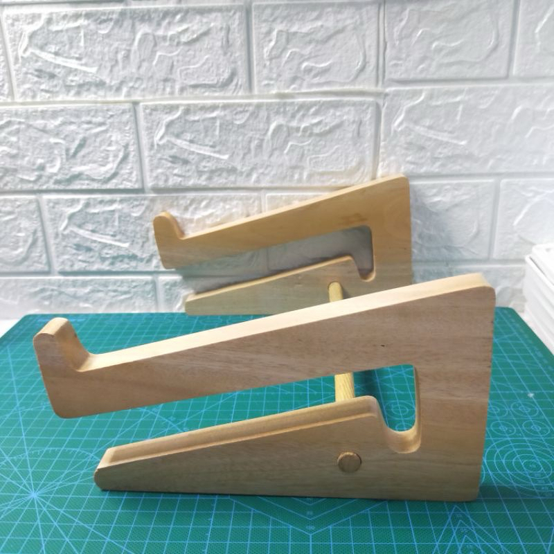 Preloved Stand Laptop/Tatakan Laptop Kayu