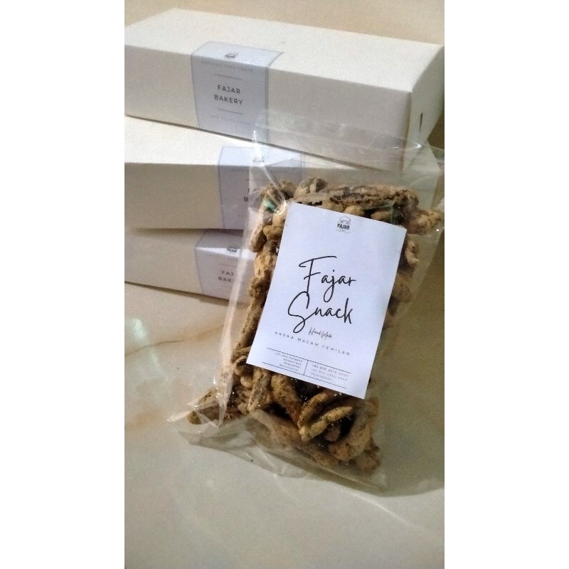 

Fajar Bakery Snack /sale pisang Berlin