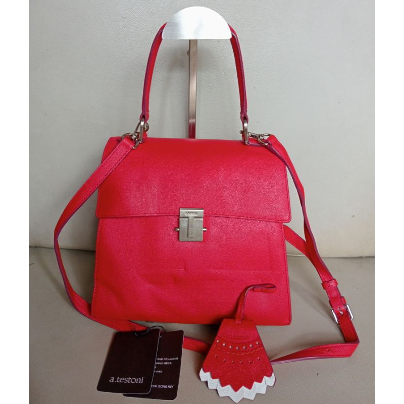 TAS KULIT SLING MERAH A.TESTONI