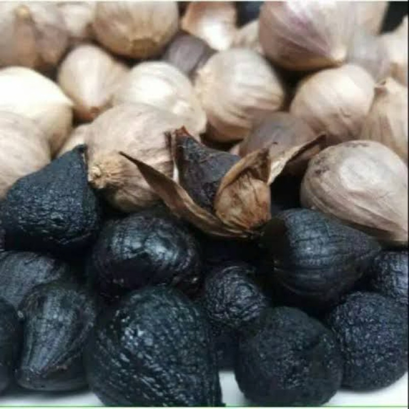 

Bawang Putih Tunggal Hitam (Black Garlic)