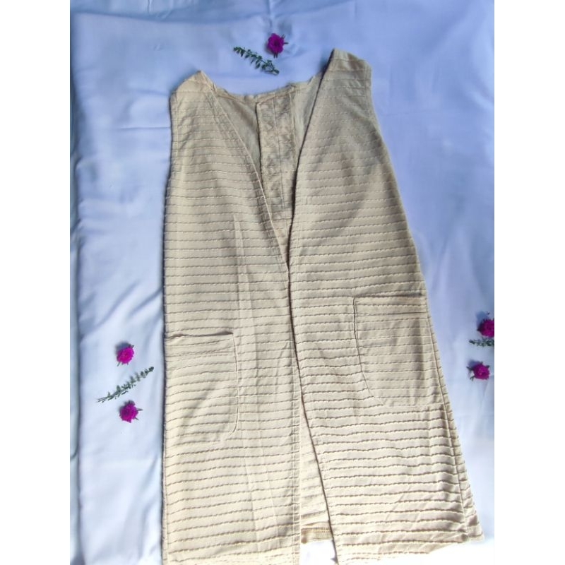 PRELOVED outer cardigan tanpa lengan