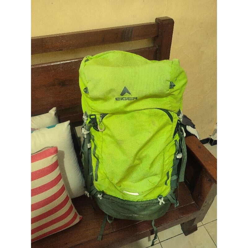 carrier equator trek 65 L