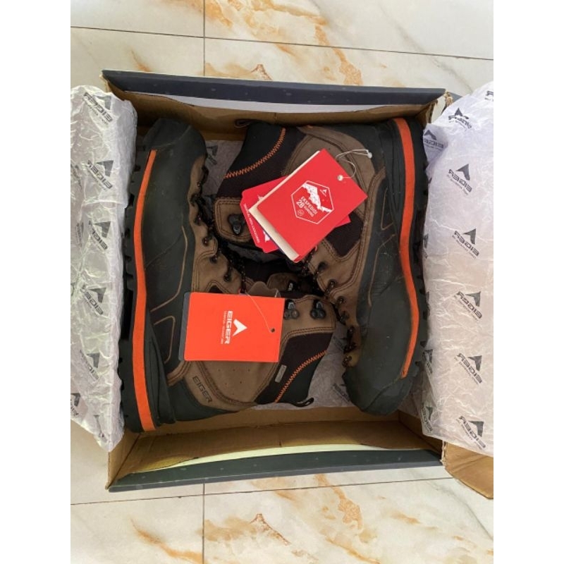 Sepatu Eiger Phyton Second