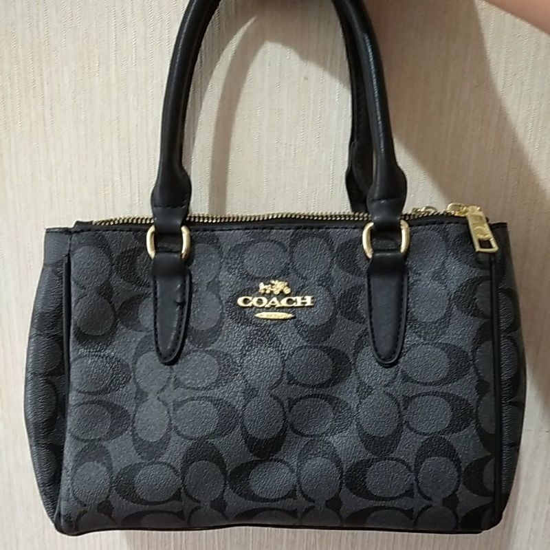 preloved tas hitam coach