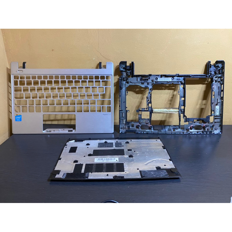 CASING/ BODY NOTEBOOK ACER V5 131 MASIH MULUS