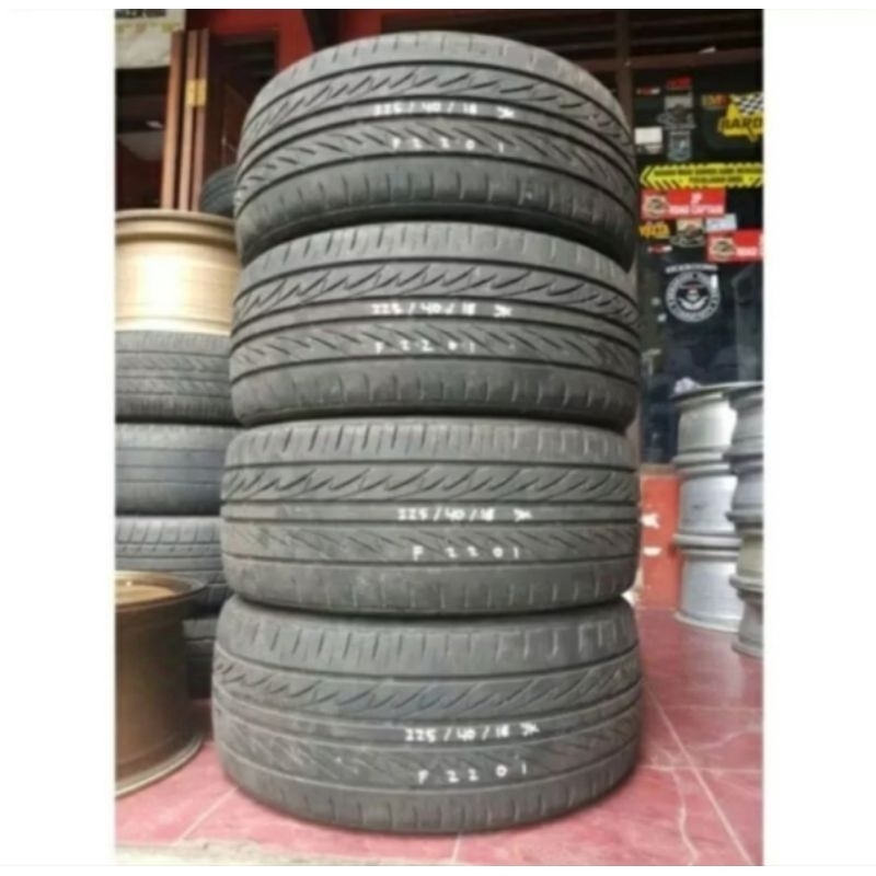 Ban mobil second / bekas copotan ukuran 225/40 ring 18 merek bridgestone
