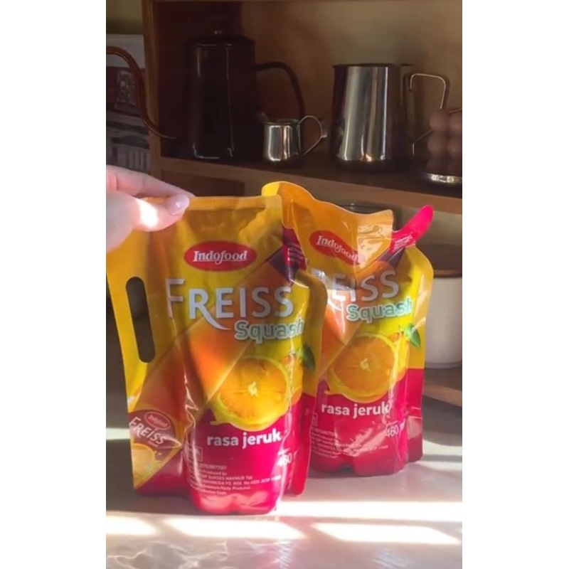 

SIRUP FREISS KEMASAN POUCH JERUK 450ML