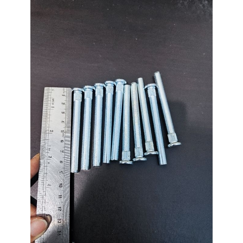 pen engsel pintu L300 fe111