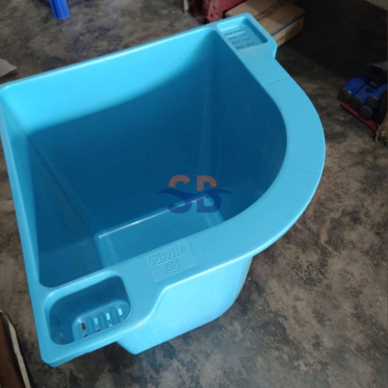 [Baca Deskripsi Dulu] Bak Air Biru / Bak Air Mandi Sudut Oval Kamar Mandi PVC Plastik Warna Tempat S