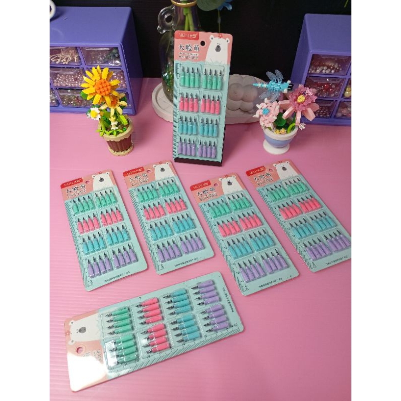 

(bukan grosir) [Aesthetic by fss.id] 1 card isi 32pcs kecil/isi ulang pensil susun