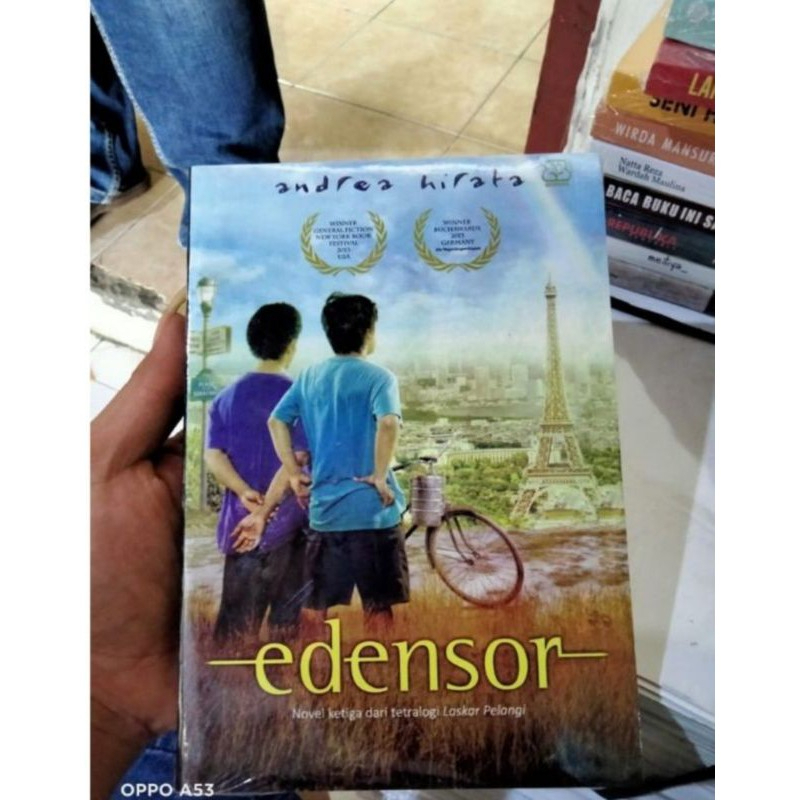 NOVEL EDENSOR BUKU EDENSOR BY Andrea Hirata