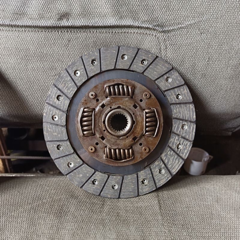 kampas kopling Isuzu Panther 2300CC