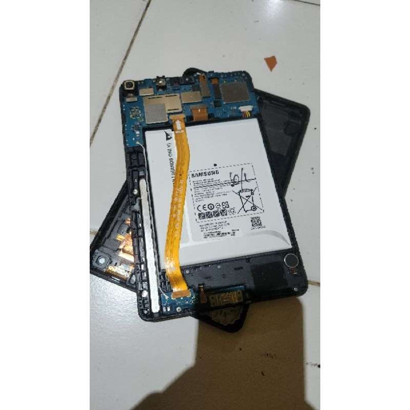 samsung tab A (8) with S Pen 2019,lcd rusak..