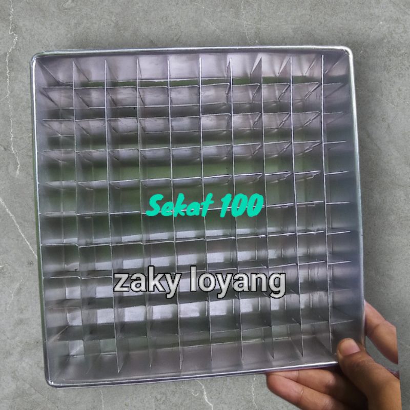 LOYANG BROWNIES SEKAT UKURAN 20X20X4 ISI SEKAT 100