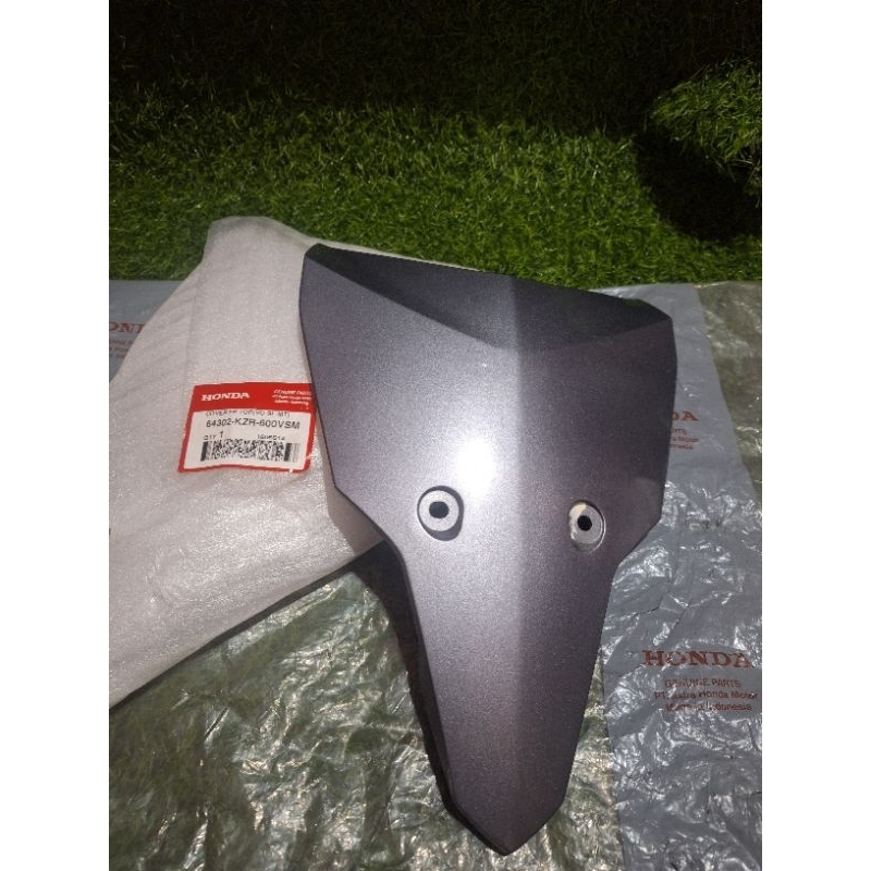 cover front top dasi tameng panel dada depan honda vario 125 fi techno lama kzr original ahm honda 6