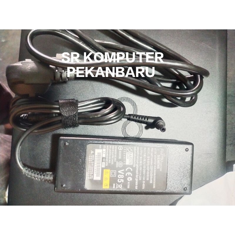 Cas Adaptor Laptop Fujitsu