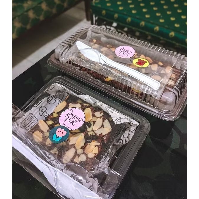 

Fudgy Brownies ukuran 20x10