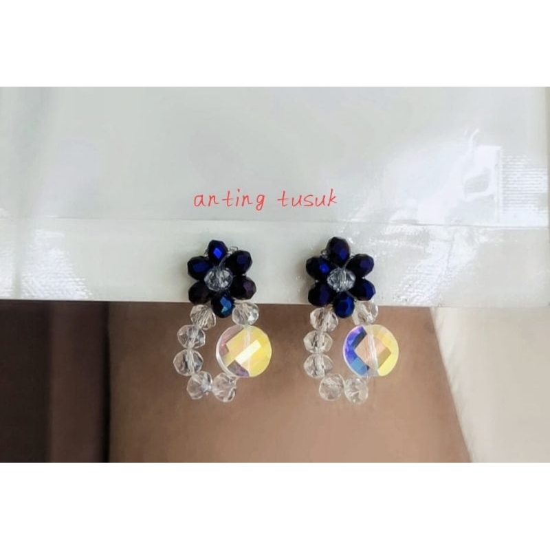 Anting swarovski