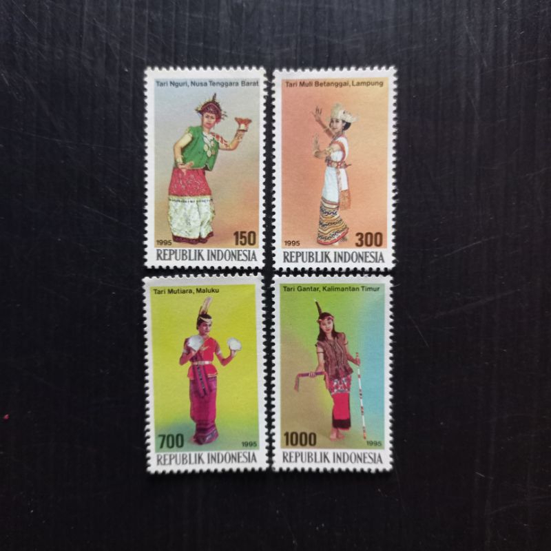 

I-486 Prangko Perangko Indonesia Tarian Daerah Seri 4 Tahun 1995