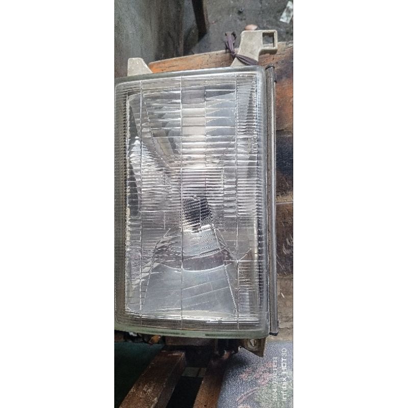 HEADLAMP TOYOTA CROWN-GS131-88-90-KANAN