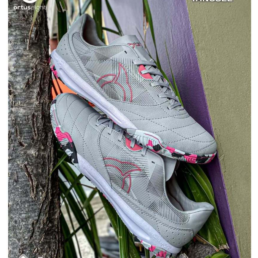 SEPATU FUTSAL ORTUSEIGHT JOGOSALA CRUSHER - ORTUSEIGHT JOGOSALA CEUSHER V2 - JOGOSALA STRIVE 100% OR